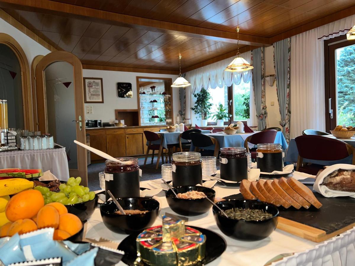 Fruehstueckspension-Appartementhaus Wasserer Бад Клайнкирххайм Екстериор снимка